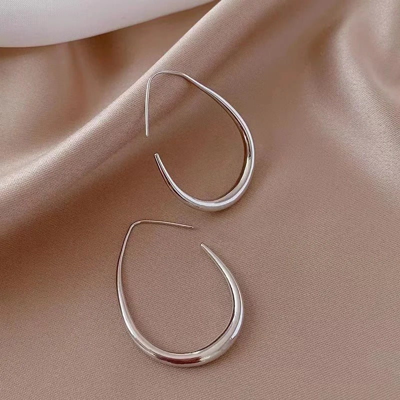 Elegant Oval Hoop Earrings for Women